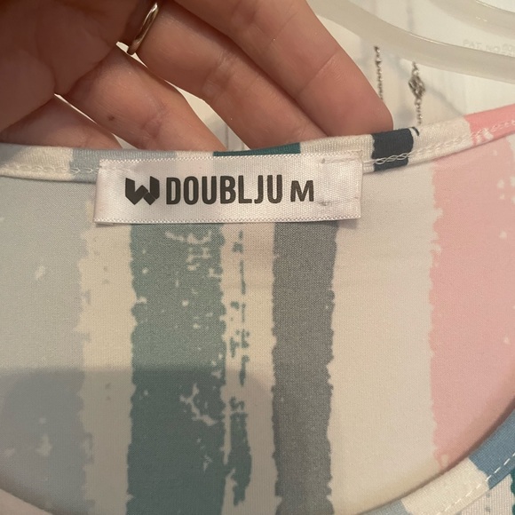 Ladies size Medium babydoll style shirt - Picture 2 of 6